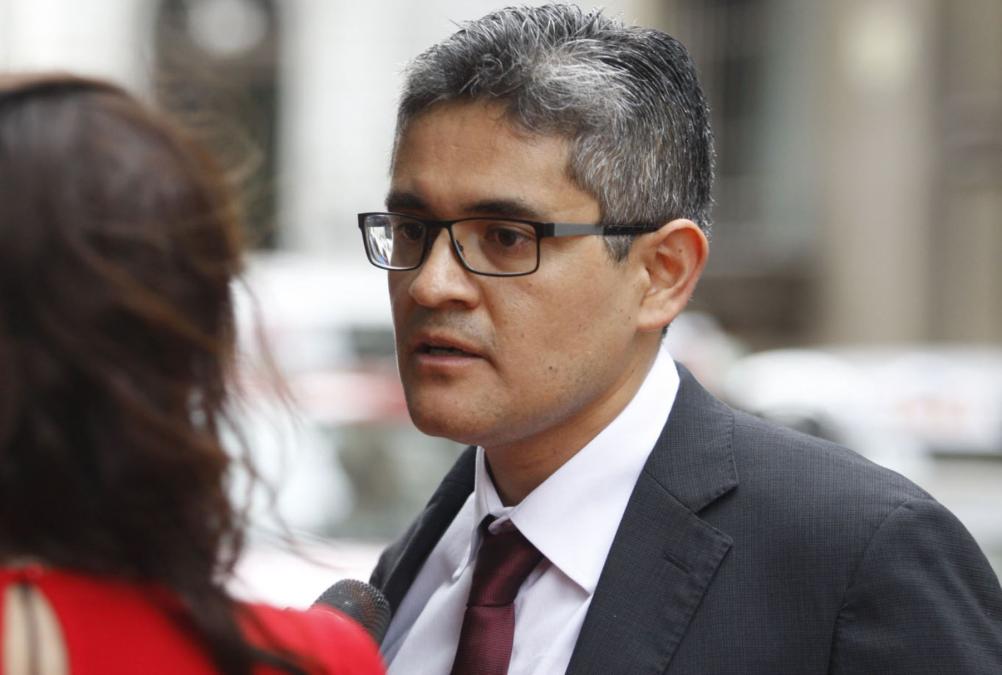 Prosecutor will ask López Aliaga to participate in trial against Susana Villarán