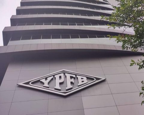 Prosecutor's Office cites to declare five other people for the Botrading Case