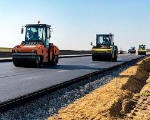 Public debt grew more than 10 points in a decade