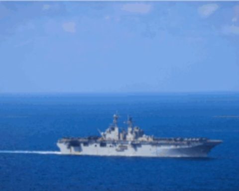 Puerto Rico Guard for "calm" to the population of US military exercises