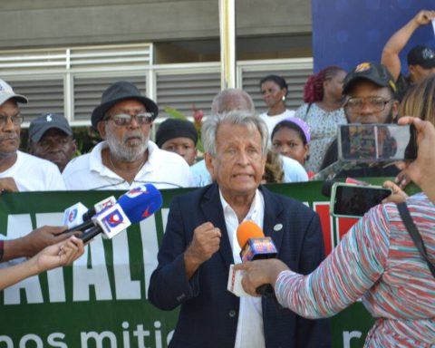 Punta Catalina in the sights! Complaint against corruption and pollution gathers hundreds of citizens