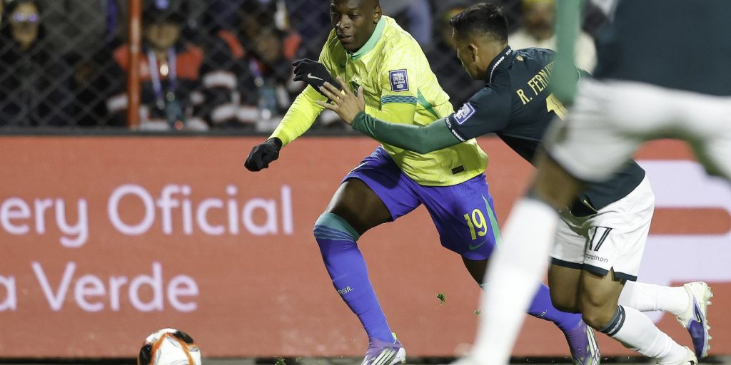 Qualifies: Brazil succumbs to altitude and is defeated by Bolivia