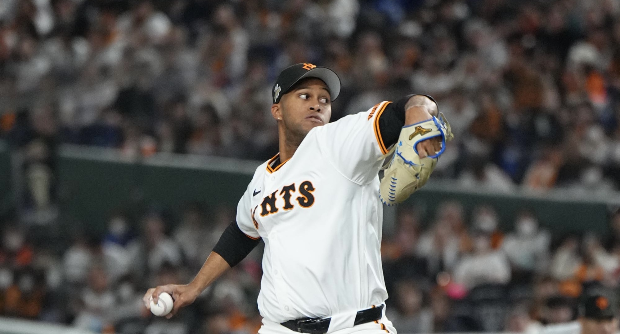 Raidel Martínez exceeds his rescue record in Japan baseball