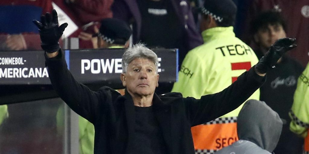 Renato Gaúcho resigns as Fluminense coach