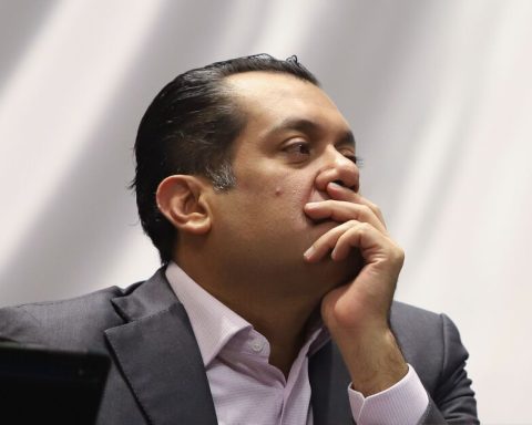 Ricardo Monreal asks Gutiérrez Luna to stop process against directors