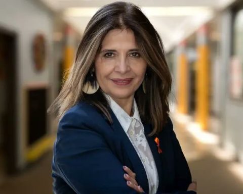 Rivers: "Once democracies are lost, we don't know how or when they recover"