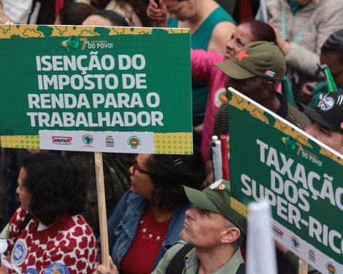 SP: unions and social movements mobilize in act for sovereignty