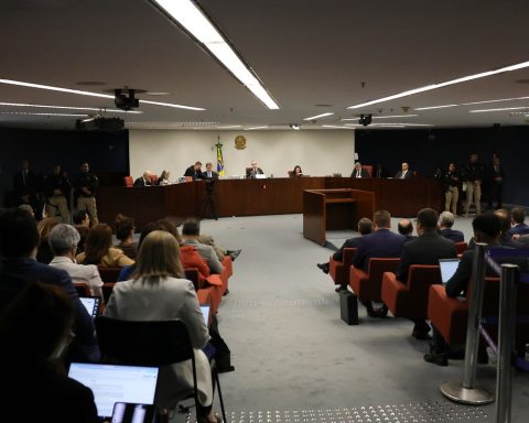 STF cancels plenary session and scam trial continues in the afternoon