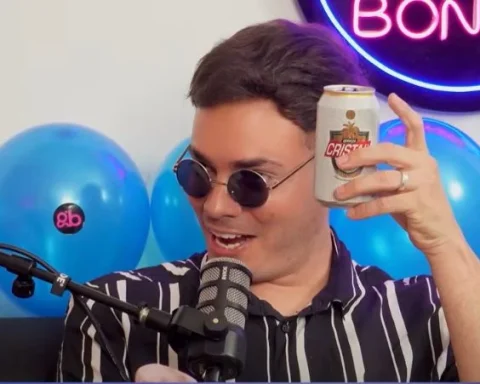 Sandro Castro en el pódcast 'Solo gente bonita'