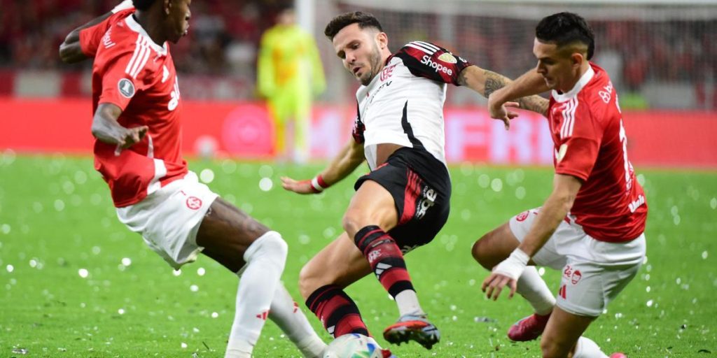 Saúl Maravilla in Brazil: "We are seeing the best Saul of his career"