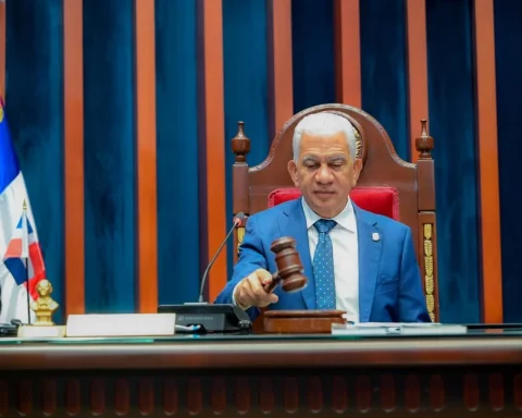 Senate approves law that regulates the embargo