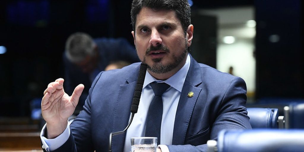 Senate officializes removal of Marcos from Val for 115 days