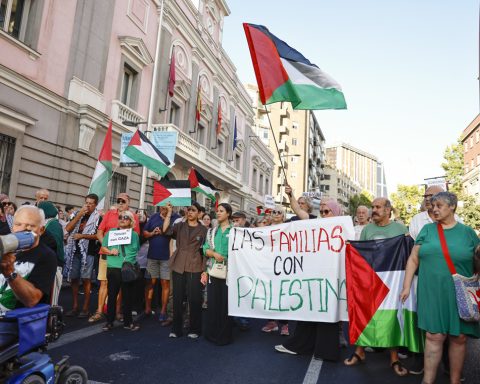 Spain is put at the head of Europe and authorizes research on Israeli war crimes