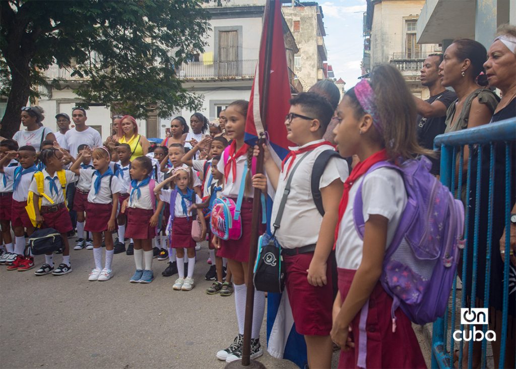 Started the school year in Cuba: Minister of Education states that "it doesn't matter what we lack, the most important thing is how much we have left over"