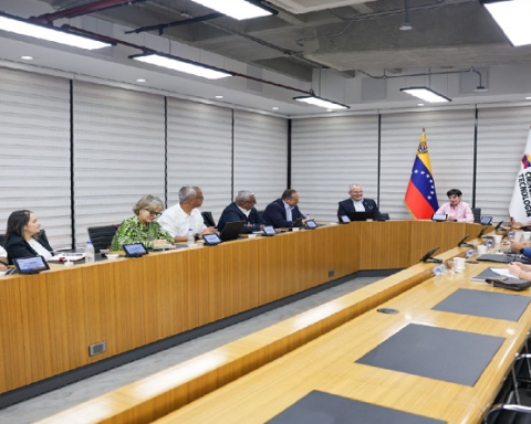 Strategic Meeting Strengthens Educational System from Science and Technology