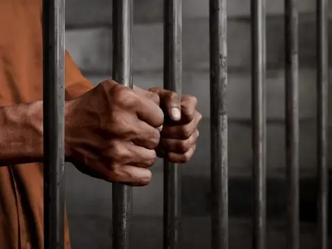 Se trata de Alain José Gómez Luna, extraditado desde Rusia, quien fue condenado a siete años de prisión,