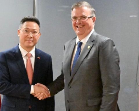 Tariff increase is a sovereign and legitimate decision: Ebrard responds to China