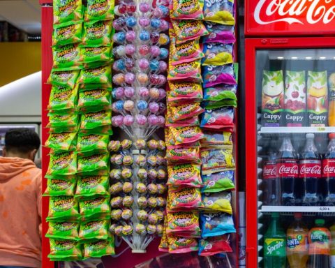 Taxes and tariffs will raise inflation in 2026 and test Banxico