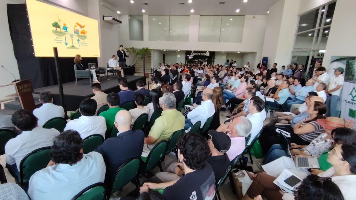 The International Conference on Carbon Bonds at Fexpocruz is developed