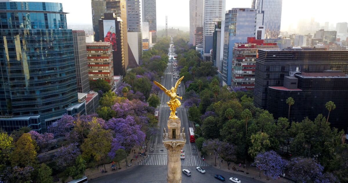 The Mexican economy will grow 1% in 2025, the IMF points out