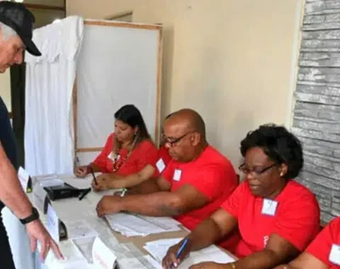Cuba, votaciones