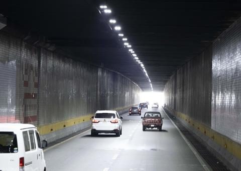 The Tunnel of the Americas: from functional art to gray wall