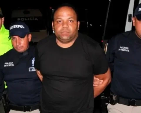 The agreement with César the abuser implies 10 years prison and information