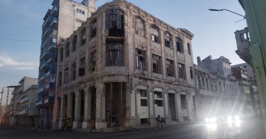 The blackouts are the main concern of Cubans, ahead of the lack of food