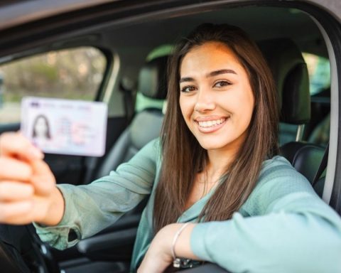 The complete list of requirements to obtain the digital driver's license at the RM