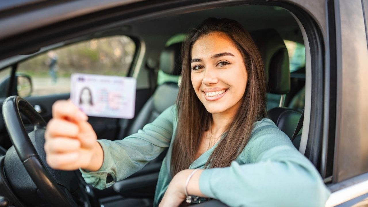 The complete list of requirements to obtain the digital driver's license at the RM