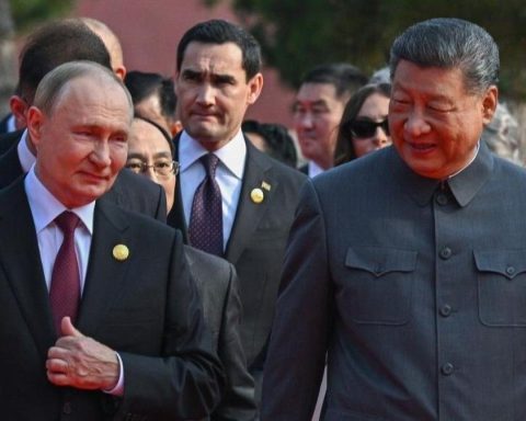 The discussion between Putin and XI about the immortality that captured a microphone during his meeting in China