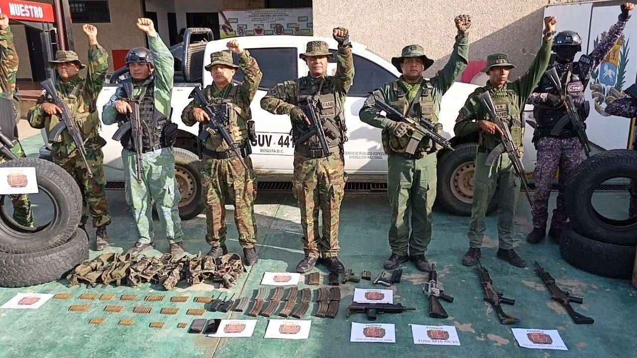 The fanb caught two irregular with three rifles