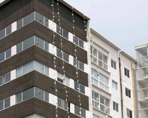 The importance of size: more compact housing, but with better location