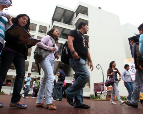 They approve the creation of 22 new national universities