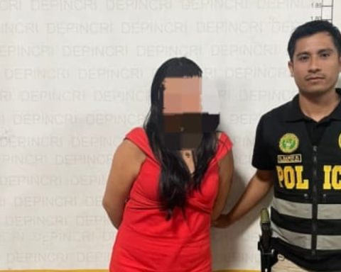 They arrested a worker at the Chachamayo Hospital for alleged peculation of use