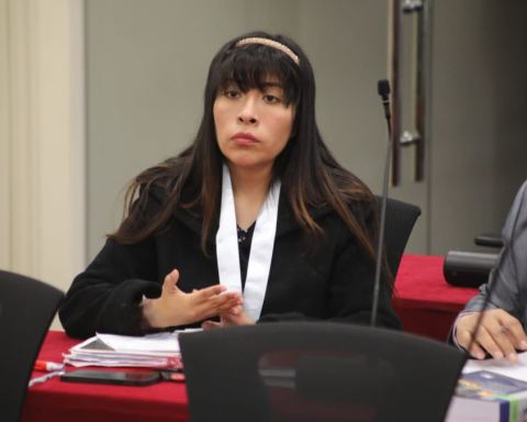 They have 10 months of impediment to depart from the country against Betssy Chávez