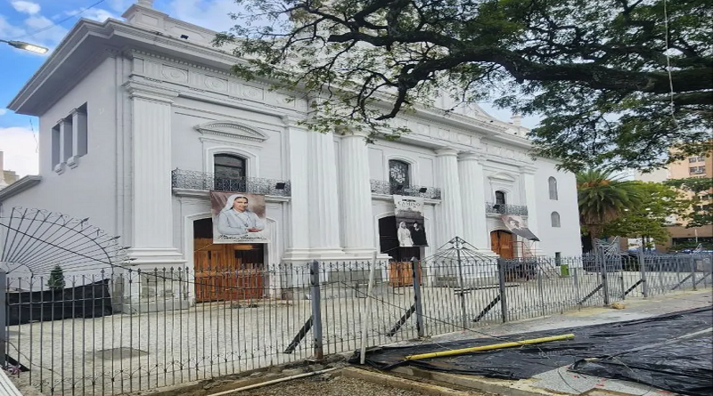 They inspect beautification work to religious spaces by José Gregorio Hernández