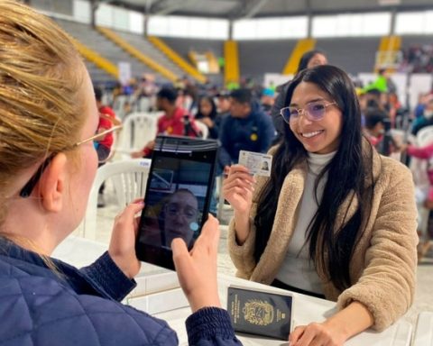 They launch new immigration permission for representatives of Venezuelan children in Colombia