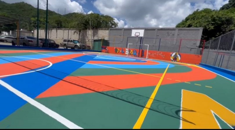 Recuperan cancha deportiva en Caricuao como parte de la Agenda Concreta de Acción