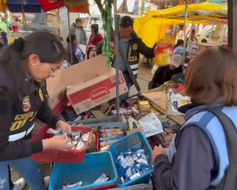 They seize sweets with adulterated dates in operation against informal trade in Huancayo