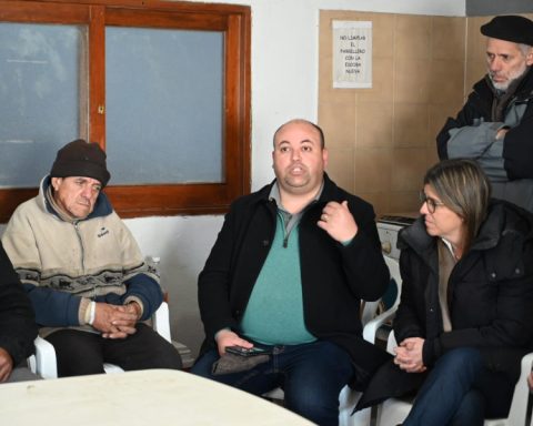 Thirty realos in Nueva Helvecia for the "Advance" plan