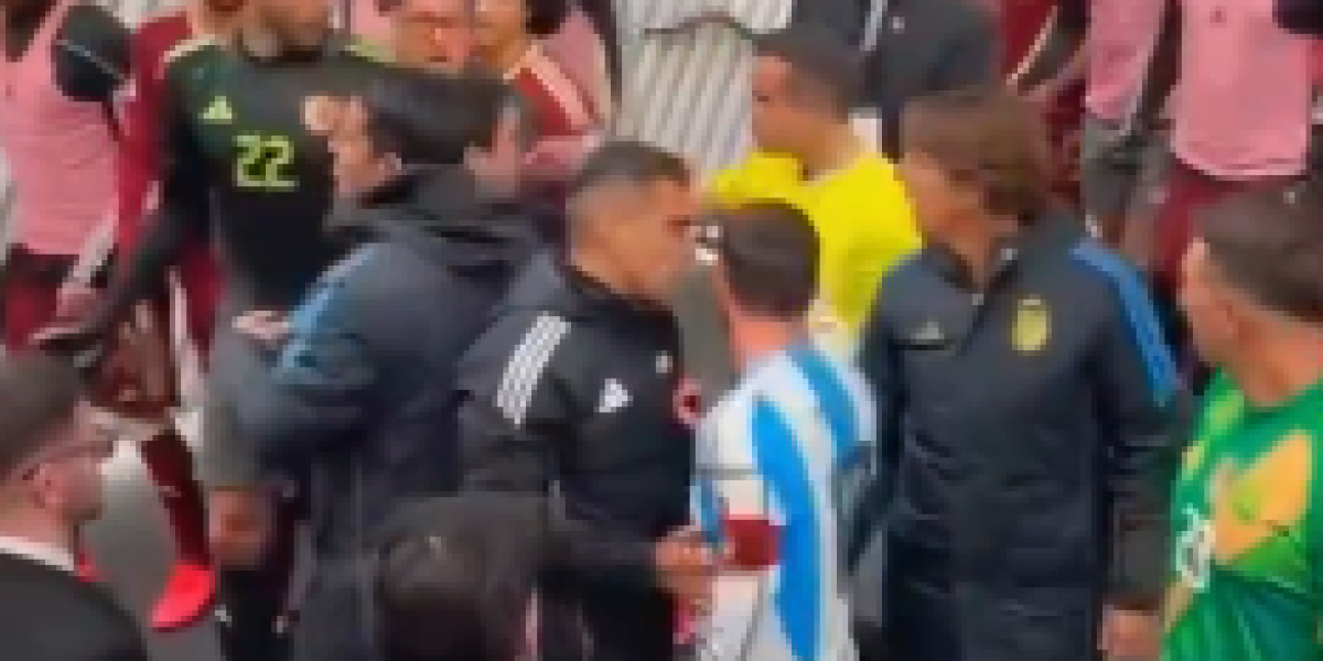 This is what happened in the costume tunnel between Messi and Tomás Rincón