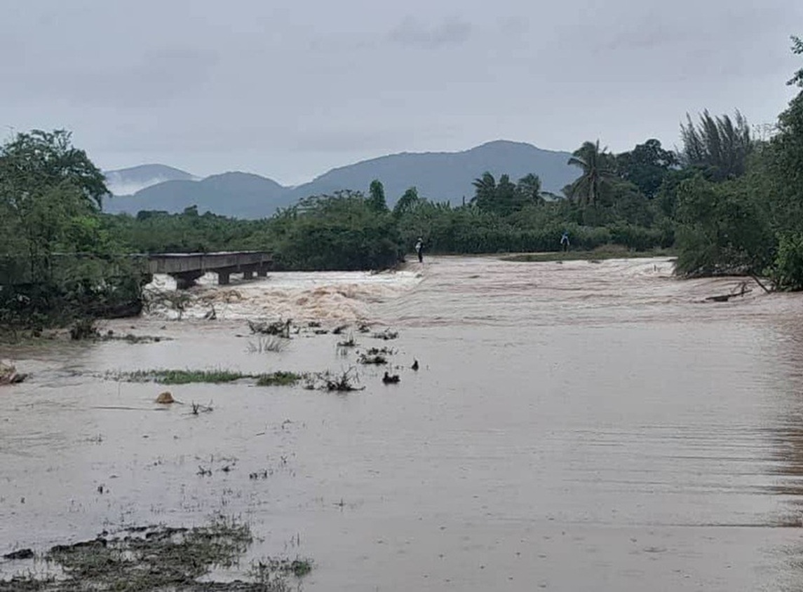 Thousands of evacuated by storm Imelda, which "will continue to generate instability" in Cuba this Monday