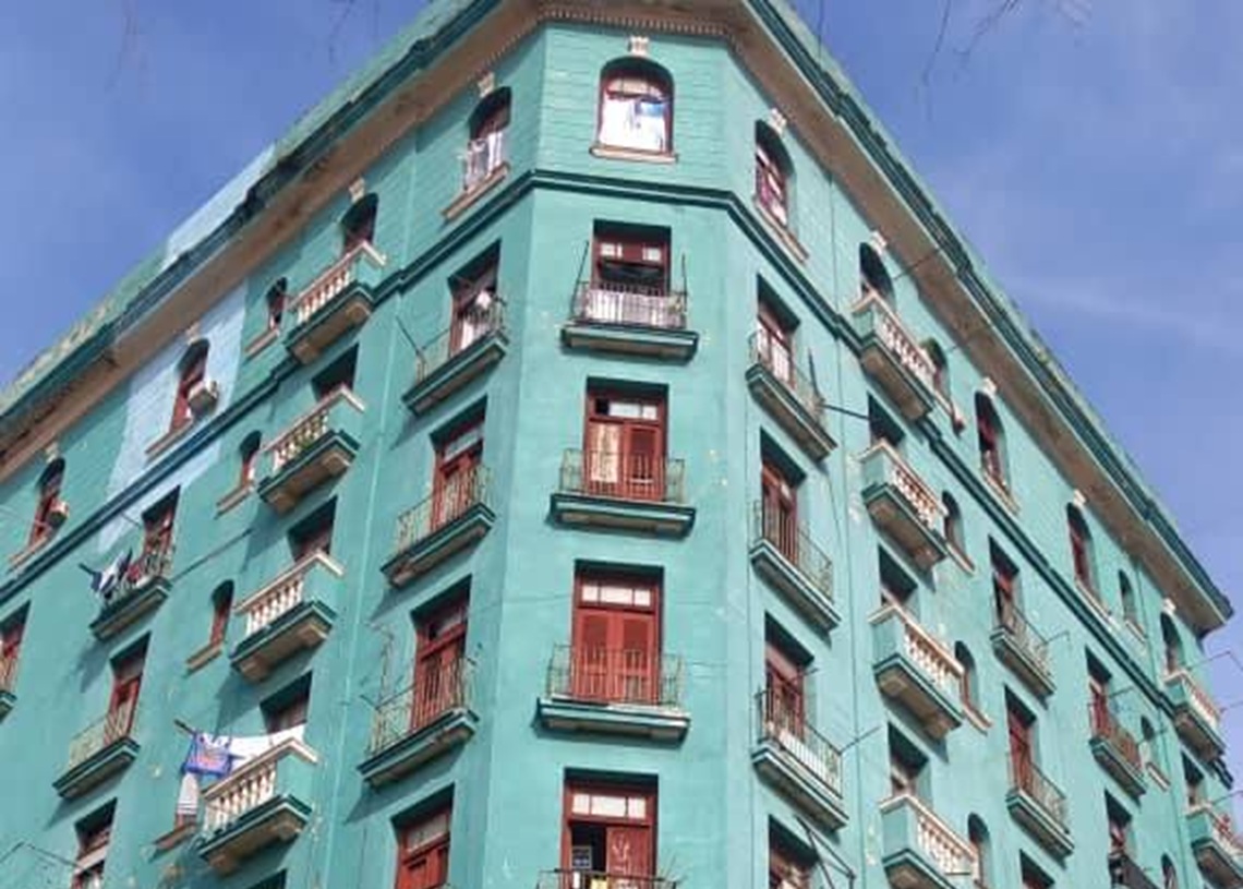 Three injured by collapse in Havana Centro Building