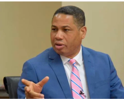 Trajan Santana asks for more changes in the Abinader government