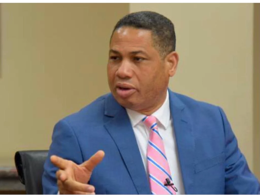 Trajan Santana asks for more changes in the Abinader government