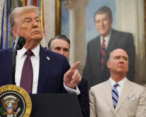 Trump proposes to send troops to New Orleans to stop violence