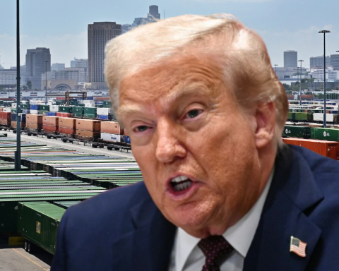 Trump signs decree to reduce US tariffs on Japanese cars to 15%