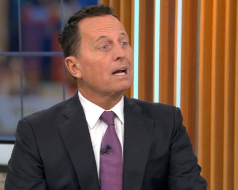 Trump's envoy says he has conversations with Nicolás Maduro team