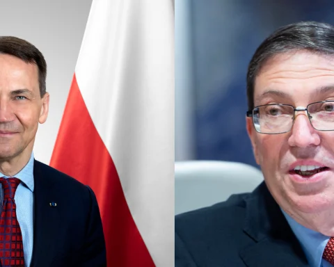 Radoslaw Sikorski-bruno rodriguez